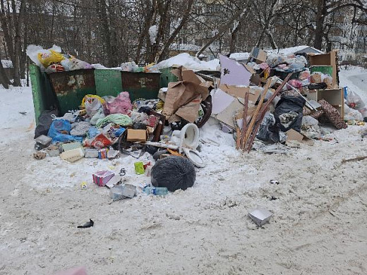 Многочисленные жалобы на некачественный вывоз мусора